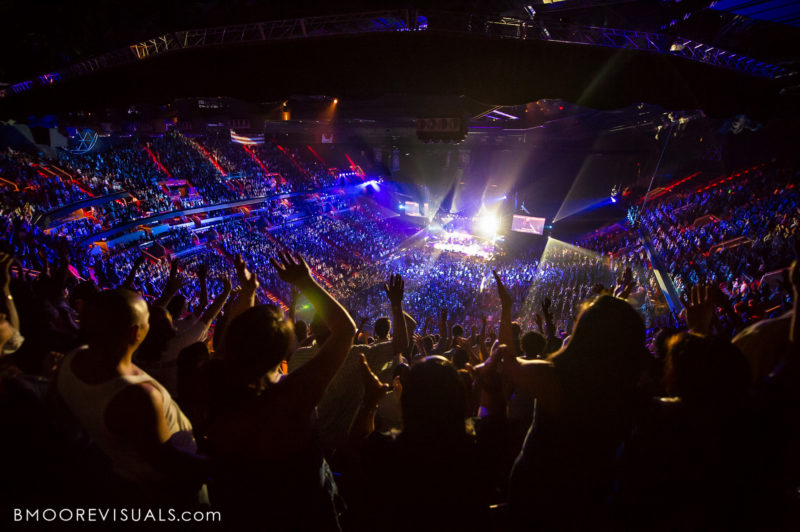 Hillsong United Sold Out Arena Crowd